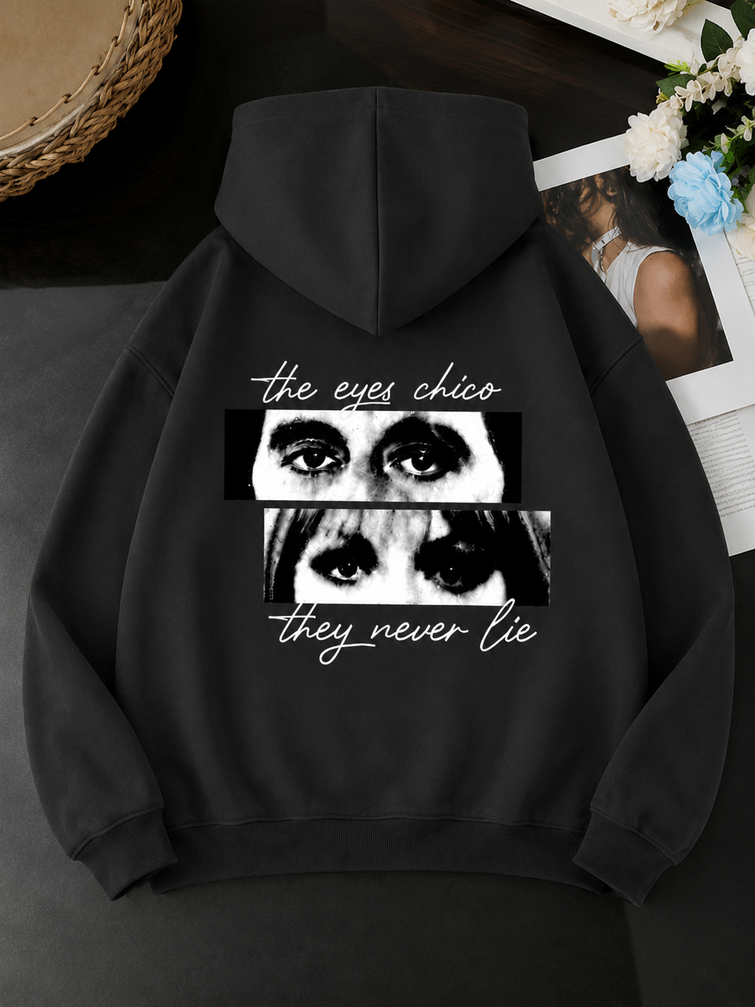 The Eyes Chico Hoodie – Oversized Hoodie