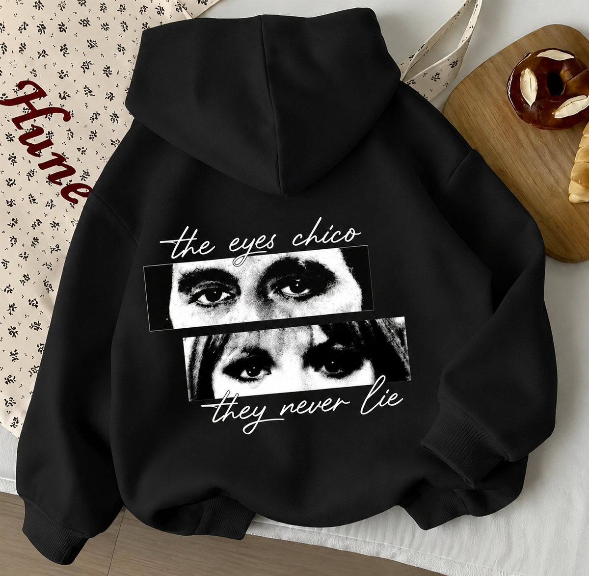 The Eyes Chico Hoodie – Oversized Hoodie
